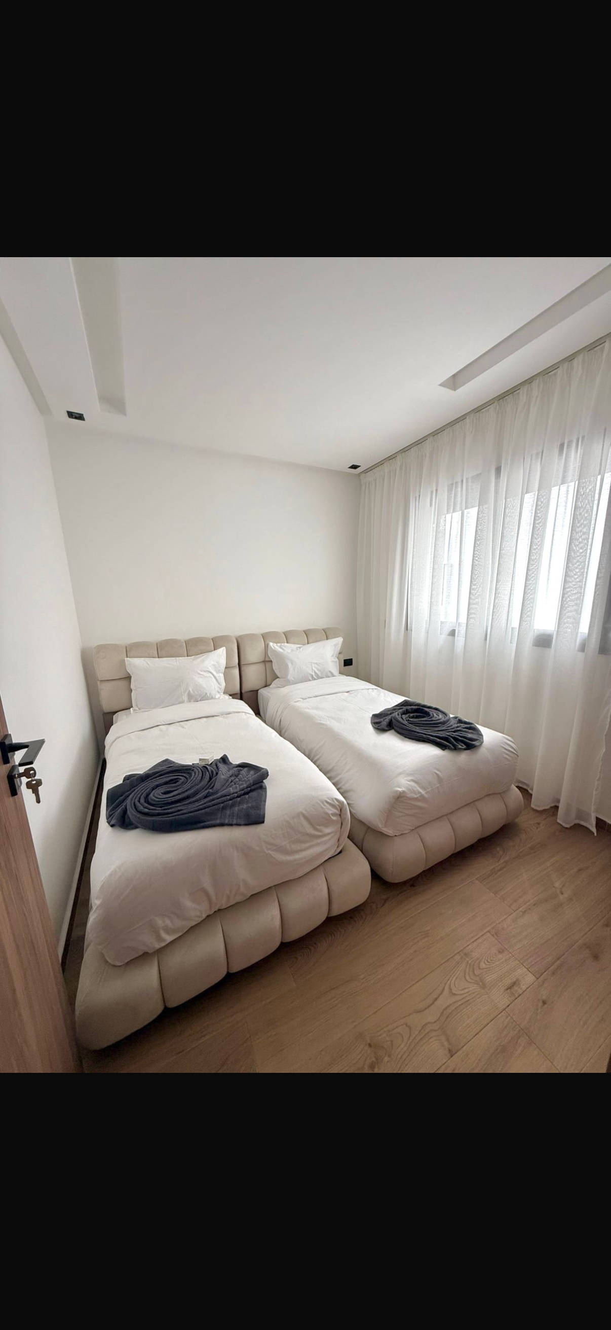 2 CH MENARA GARDEN F7 — photo 4