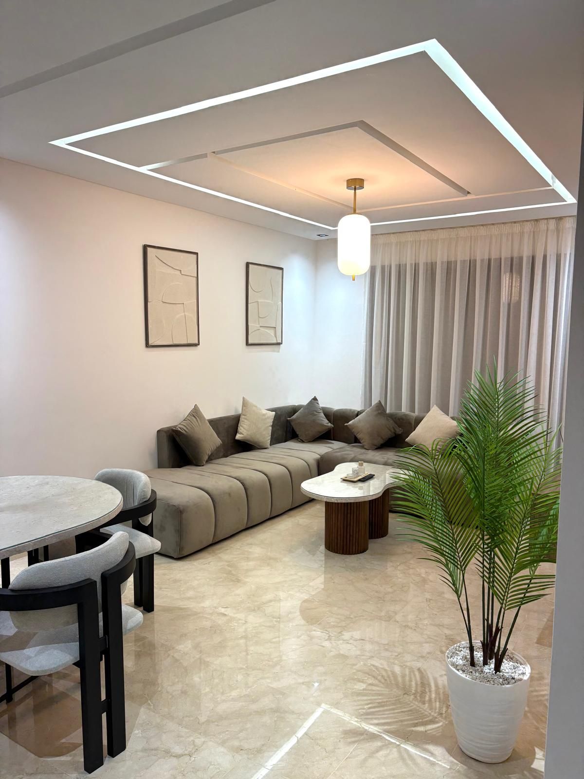 2 CH MENARA GARDEN F7 — photo 1
