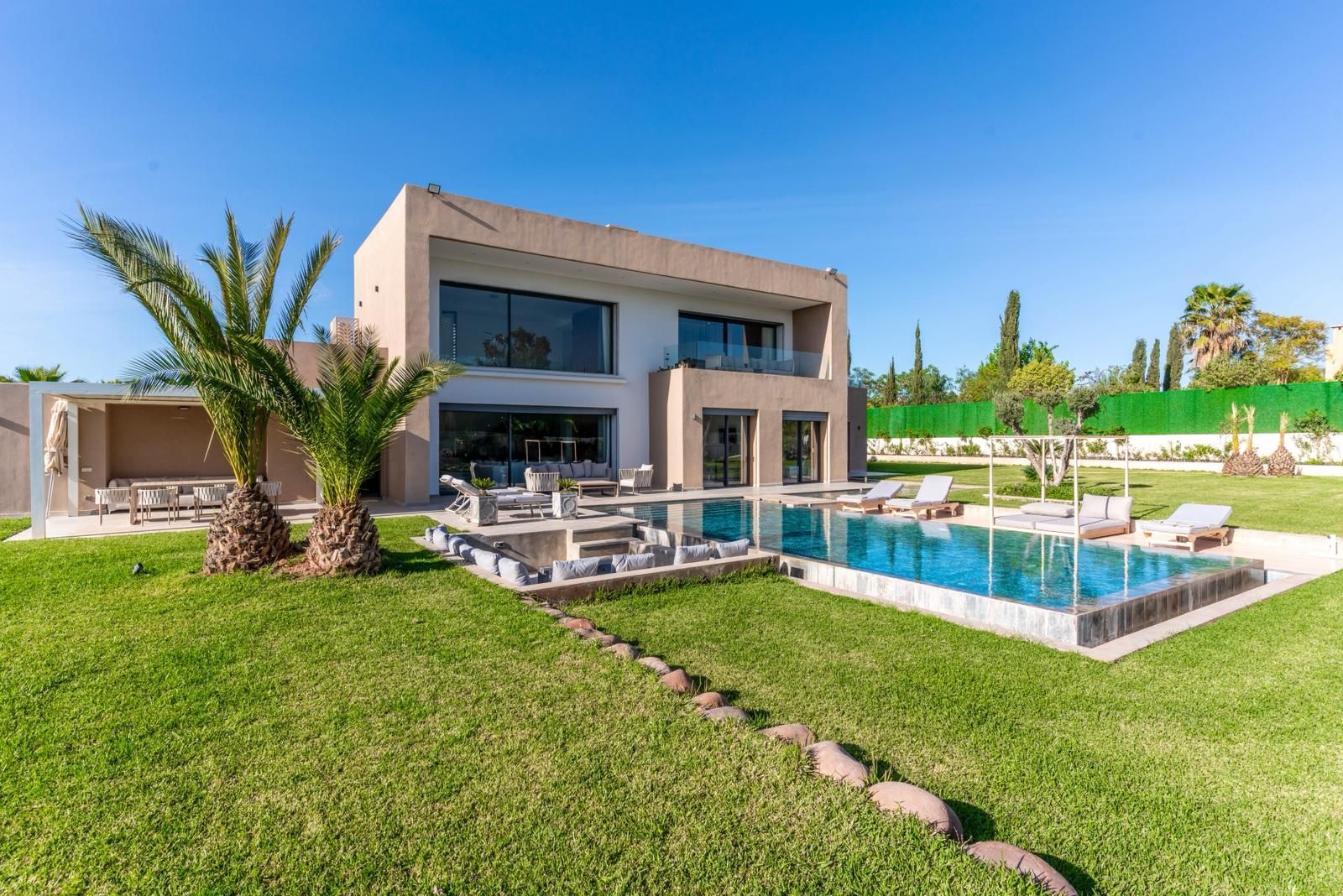 4 CH Villa Leyanna — photo 1